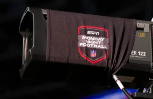 YouTube TV biedt een tegoed van $ 20 aan terwijl de gesprekken met Disney voortduren