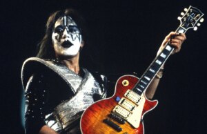 Hoe de KISS-gitarist op tragische wijze stierf – Hollywood Life