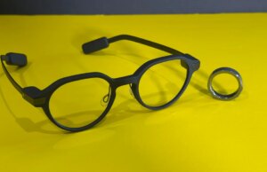 Ik droeg een displaybril die dunner was dan die van Meta. En ze werken met hun eigen fitnessring