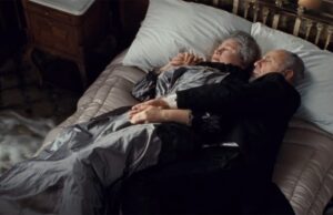 Gouden horloge geborgen uit Titanic dat toebehoorde aan tragisch echtpaar vereeuwigd in hartverscheurend filmmoment om £ 1 miljoen op te halen