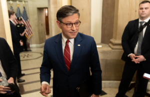 Johnson hekelt Democraten nadat regering heropent: ‘We hebben ze niets gegeven’