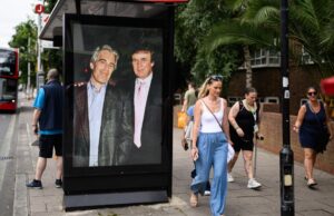 Trump ‘wist van de meisjes’, beweerde Jeffrey Epstein in e-mails die door het Congres waren vrijgegeven