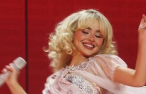 Hoe de persoonlijke fotograaf van Sabrina Carpenter de evolutie van de popster vastlegt