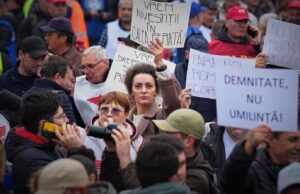 Duizenden protesteren in de Roemeense hoofdstad tegen de bezuinigingsmaatregelen van de overheid